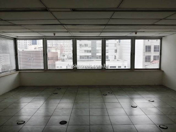 Imagem Sala Comercial para Alugar, 129 m² em Itaim Bibi - São Paulo Imagem Sala Comercial para Alugar, 129 m² em Itaim Bibi - São Paulo
