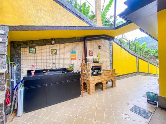 Imagem Casa com 3 Quartos à Venda, 170 m² em Caleme - Teresópolis Imagem Casa com 3 Quartos à Venda, 170 m² em Caleme - Teresópolis