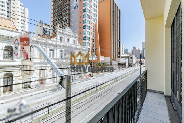Imagem Imóvel com 3 Quartos à Venda, 484 m² em Centro - Curitiba