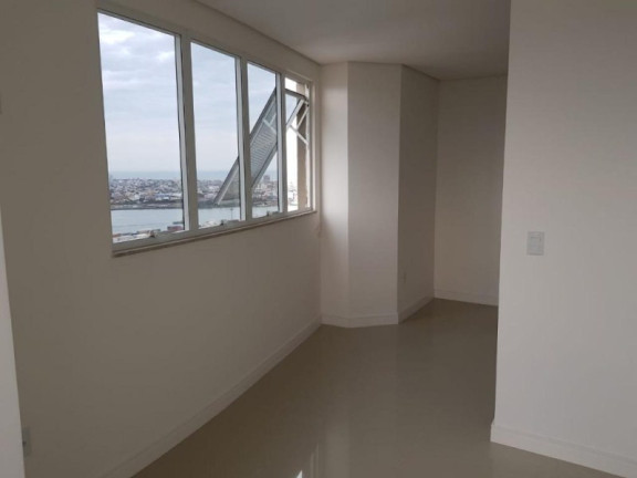 Imóvel com 2 Quartos à Venda, 72 m² em Centro - Itajaí
