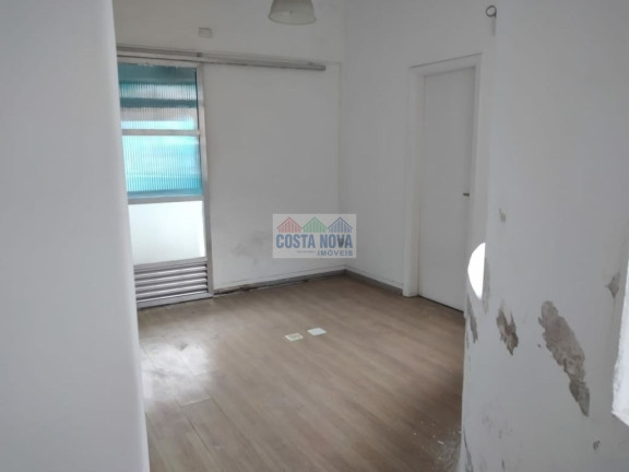 Imóvel Comercial à Venda, 41 m² em Centro - Santos