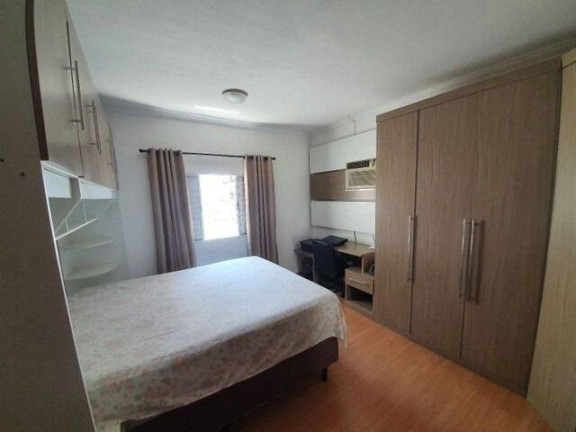 Imagem Casa com 3 Quartos à Venda, 180 m² em Vila Albina - Taubaté