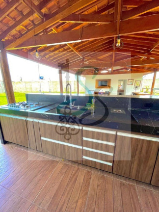 Imóvel com 2 Quartos à Venda, 400 m² em Balneário Riviera - Americana