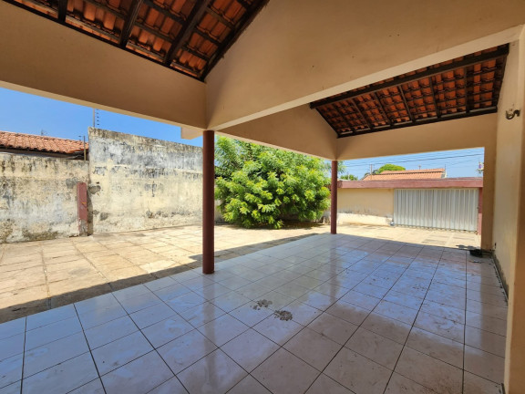 Imagem Casa com 4 Quartos à Venda, 354 m² em São João - Teresina