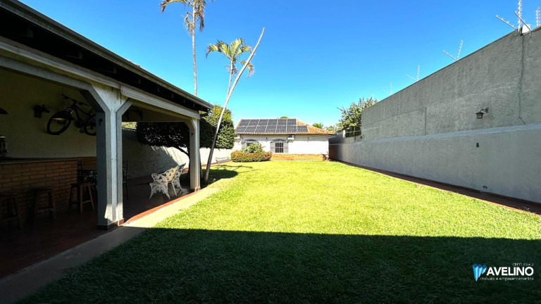 Imagem Casa com 5 Quartos à Venda, 324 m² em Vila Taquarussu - Campo Grande