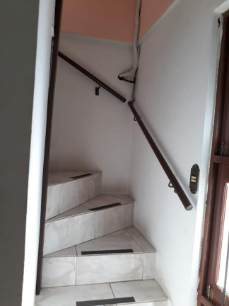 Imagem Sobrado com 5 Quartos à Venda, 210 m² em Rubem Berta - Porto Alegre