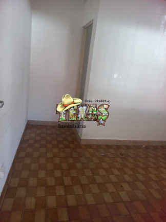 Imagem Casa com 3 Quartos à Venda, 250 m² em Jardim Lucinda - São Paulo