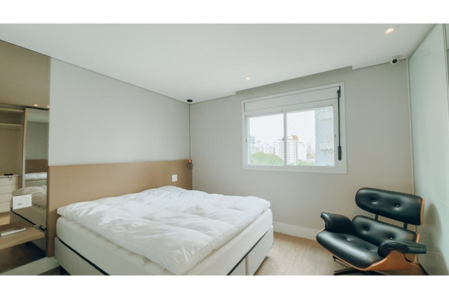 Imagem Imóvel com 3 Quartos à Venda, 143 m² em Moema - São Paulo