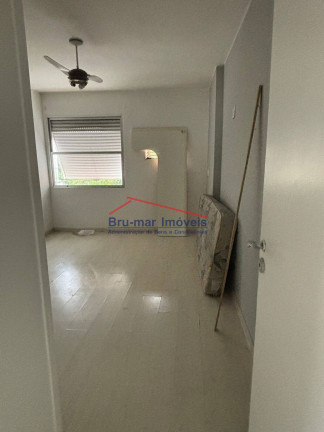 Imagem Apartamento com 3 Quartos à Venda, 185 m² em José Menino - Santos