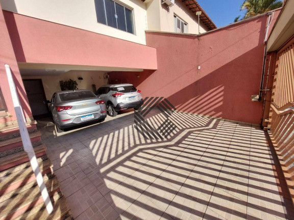 Imagem Sobrado com 3 Quartos à Venda, 360 m² em Vila Trujillo - Sorocaba