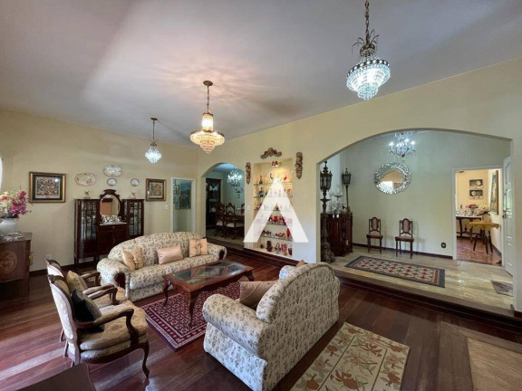Imagem Casa com 9 Quartos à Venda, 235 m² em Quebra Frascos - Teresópolis Imagem Casa com 9 Quartos à Venda, 235 m² em Quebra Frascos - Teresópolis