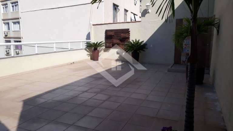 Imagem Cobertura com 7 Quartos à Venda, 600 m² em Copacabana - Rio De Janeiro Imagem Cobertura com 7 Quartos à Venda, 600 m² em Copacabana - Rio De Janeiro