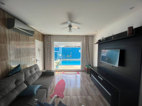 Imagem Casa com 3 Quartos à Venda, 162 m² em Maracanã - Praia Grande Imagem Casa com 3 Quartos à Venda, 162 m² em Maracanã - Praia Grande