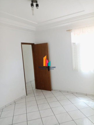 Imagem Casa com 2 Quartos para Alugar, 73 m² em Anhangabaú - Jundiaí