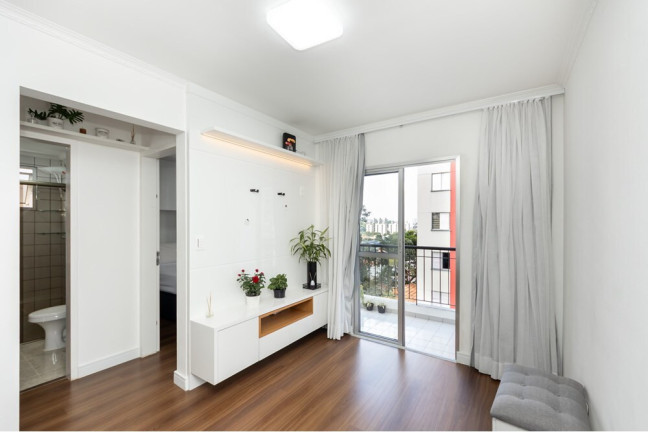 Imagem Imóvel com 2 Quartos à Venda, 50 m² em Capão Redondo - São Paulo