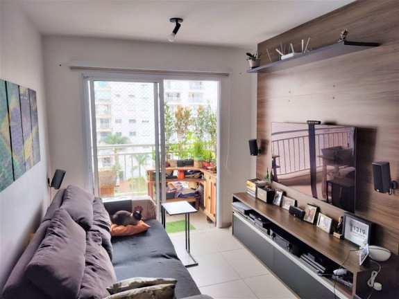Apartamento com 2 Quartos à Venda, 62 m² em Vila Isa - São Paulo