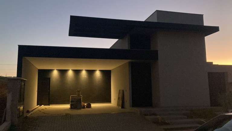 Imagem Casa de Condomínio com 3 Quartos à Venda, 312 m² em Residencial Villa De León - Piratininga