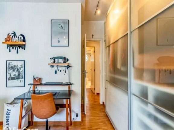 Imagem Imóvel com 4 Quartos à Venda, 230 m² em Vila Uberabinha - São Paulo