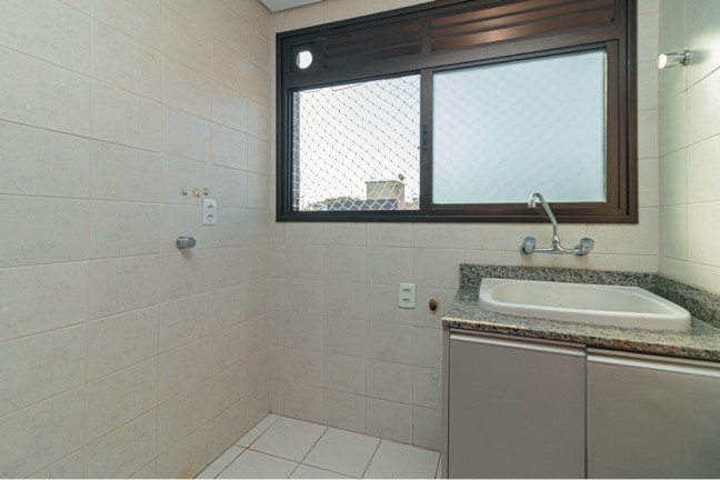 Imagem Apartamento com 2 Quartos à Venda, 62 m² em Passo Da Areia - Porto Alegre