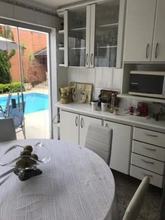 Imagem Casa com 4 Quartos à Venda, 300 m² em Alphaville - Santana De Parnaíba Imagem Casa com 4 Quartos à Venda, 300 m² em Alphaville - Santana De Parnaíba