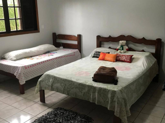 Imagem Casa com 5 Quartos à Venda, 450 m² em Jardim Carolina - Ubatuba Imagem Casa com 5 Quartos à Venda, 450 m² em Jardim Carolina - Ubatuba