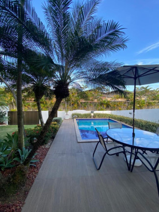 Imagem Casa de Condomínio com 3 Quartos à Venda, 390 m² em Portão - Lauro De Freitas Imagem Casa de Condomínio com 3 Quartos à Venda, 390 m² em Portão - Lauro De Freitas