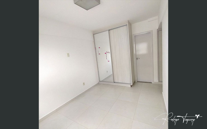Imagem Apartamento com 3 Quartos à Venda, 73 m² em Vila Rosa - Goiânia
