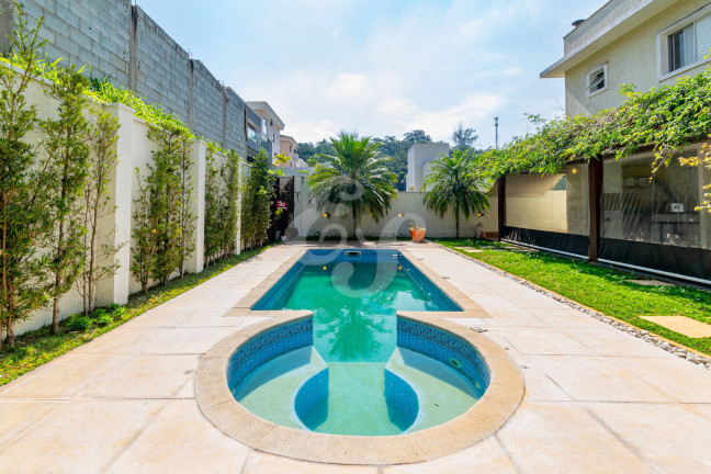 Imagem Casa de Condomínio com 3 Quartos à Venda, 245 m² em Alphaville - Santana De Parnaíba Imagem Casa de Condomínio com 3 Quartos à Venda, 245 m² em Alphaville - Santana De Parnaíba