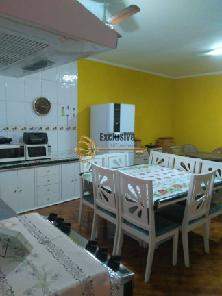 Imagem Casa com 3 Quartos à Venda, 204 m² em Vila Pires - Santo André Imagem Casa com 3 Quartos à Venda, 204 m² em Vila Pires - Santo André