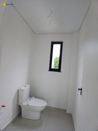 Imagem Casa com 2 Quartos à Venda, 180 m² em São João Do Rio Vermelho - Florianópolis Imagem Casa com 2 Quartos à Venda, 180 m² em São João Do Rio Vermelho - Florianópolis