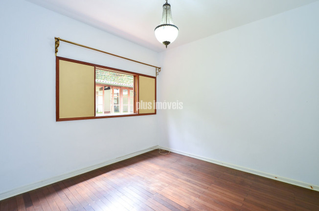 Imagem Casa com 3 Quartos à Venda, 273 m² em Jardim Marajoara - São Paulo Imagem Casa com 3 Quartos à Venda, 273 m² em Jardim Marajoara - São Paulo