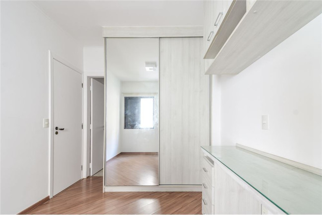 Imagem Imóvel com 3 Quartos à Venda, em Indianópolis - São Paulo Imagem Imóvel com 3 Quartos à Venda, em Indianópolis - São Paulo