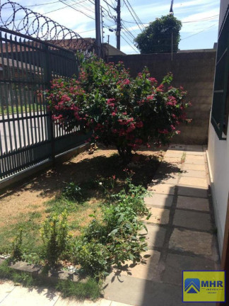 Imagem Casa com 3 Quartos à Venda, 200 m² em Parque Residencial Laranjeiras - Serra