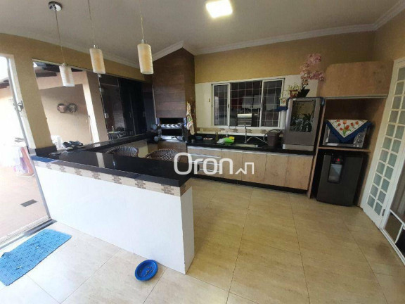 Imagem Casa com 4 Quartos à Venda, 250 m² em Setor Goiânia 2 - Goiânia Imagem Casa com 4 Quartos à Venda, 250 m² em Setor Goiânia 2 - Goiânia