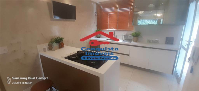 Imagem Apartamento com 3 Quartos à Venda, 163 m² em Canto Do Forte - Praia Grande Imagem Apartamento com 3 Quartos à Venda, 163 m² em Canto Do Forte - Praia Grande