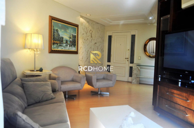 Imagem Apartamento com 3 Quartos à Venda, 140 m² em Centro - Curitiba