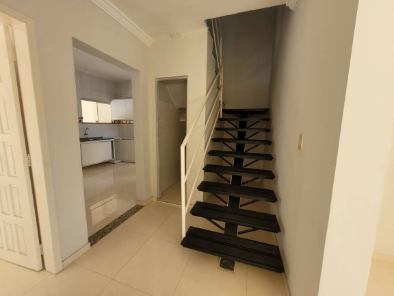 Imagem Casa com 5 Quartos para Alugar, em Tapanã (icoaraci) - Belém Imagem Casa com 5 Quartos para Alugar, em Tapanã (icoaraci) - Belém