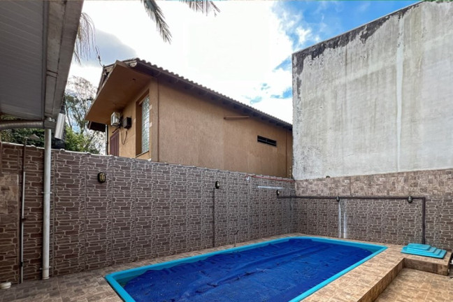 Imagem Casa com 2 Quartos à Venda, 195 m² em São José - Canoas Imagem Casa com 2 Quartos à Venda, 195 m² em São José - Canoas