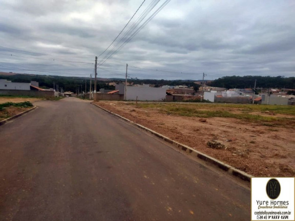 Imagem Imóvel à Venda, 360 m² em Residencial Lago De Cristal - Caldas Novas Imagem Imóvel à Venda, 360 m² em Residencial Lago De Cristal - Caldas Novas