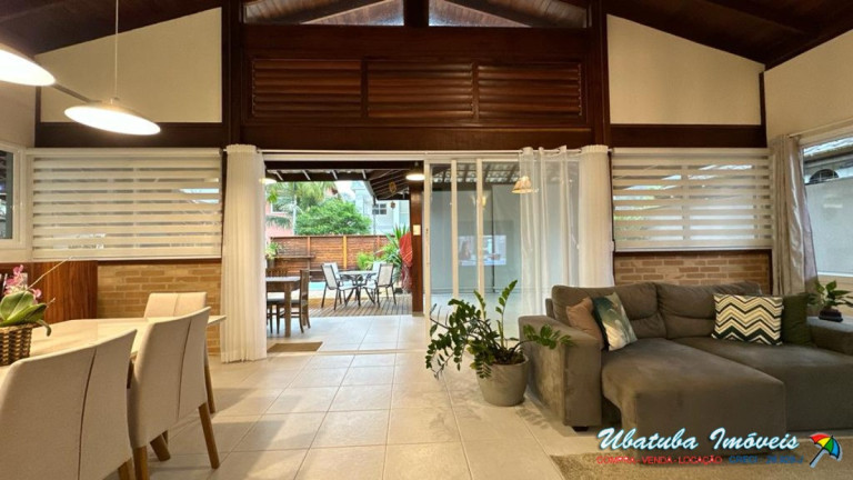 Imagem Casa de Condomínio com 4 Quartos à Venda, 207 m² em Vila Verde - Ubatuba