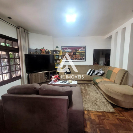 Casa à Venda,  em Centro - Cruz Alta