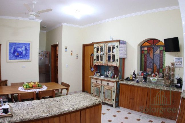 Imagem Casa com 3 Quartos à Venda, 401 m² em Vila Petrópolis - Atibaia