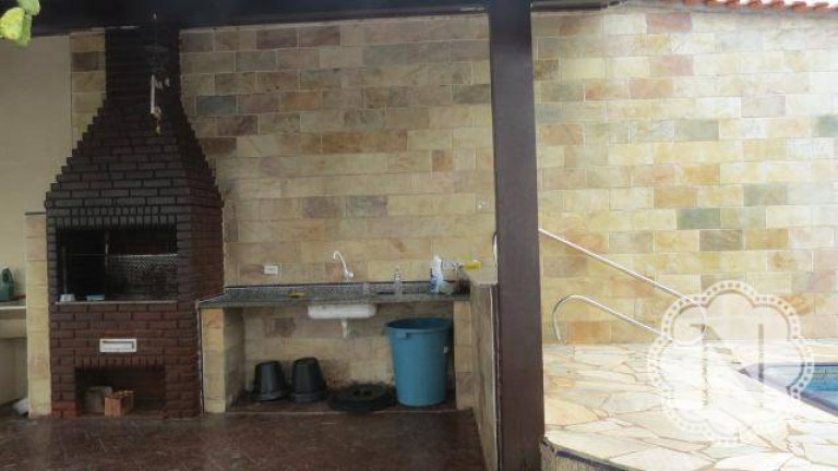 Imagem Casa com 7 Quartos à Venda, 311 m² em Tupy - Itanhaém
