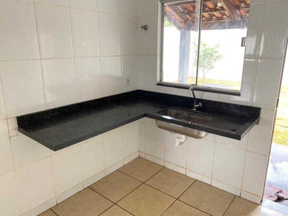 Imagem Casa com 2 Quartos à Venda, 80 m² em Setor Central - Senador Canedo