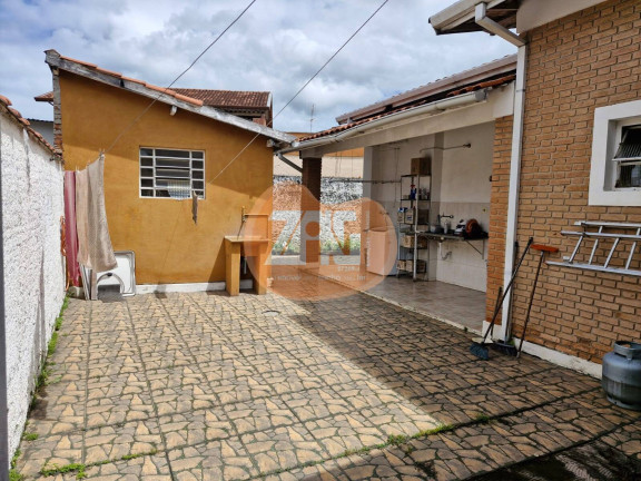 Imagem Casa com 3 Quartos à Venda, 196 m² em Vila Nossa Senhora Das Graças - Taubaté Imagem Casa com 3 Quartos à Venda, 196 m² em Vila Nossa Senhora Das Graças - Taubaté