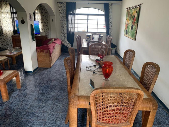 Imagem Casa com 6 Quartos à Venda, 275 m² em Lázaro - Ubatuba