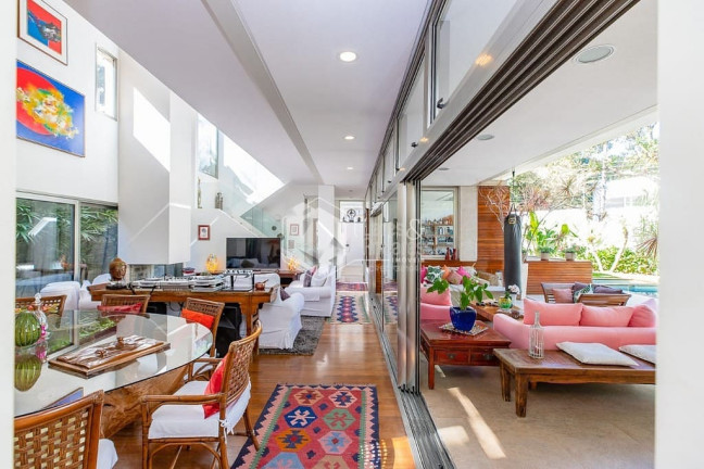 Imagem Casa com 4 Quartos à Venda, 350 m² em Granja Julieta - São Paulo Imagem Casa com 4 Quartos à Venda, 350 m² em Granja Julieta - São Paulo