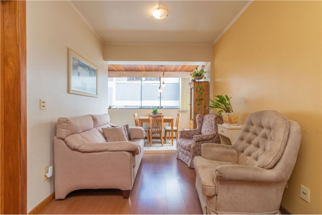 Apartamento com 2 Quartos à Venda, 62 m² em Petrópolis - Porto Alegre