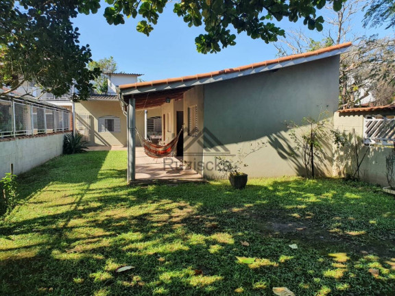 Imagem Casa com 3 Quartos à Venda, 300 m² em Jardim Santa Terezinha - Itanhaém Imagem Casa com 3 Quartos à Venda, 300 m² em Jardim Santa Terezinha - Itanhaém