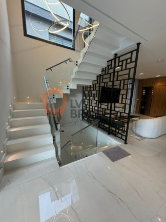 Imagem Casa com 4 Quartos à Venda, 300 m² em Condominio Real Park Aruja - Arujá Imagem Casa com 4 Quartos à Venda, 300 m² em Condominio Real Park Aruja - Arujá